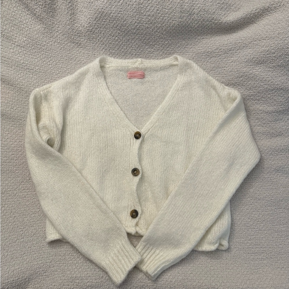 UO | Fuzzy White Cardigan